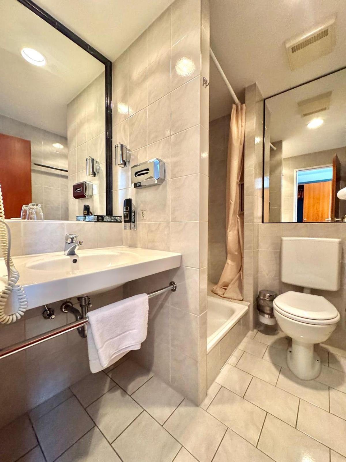Ar Boutique Hotel Mannheim Luaran gambar
